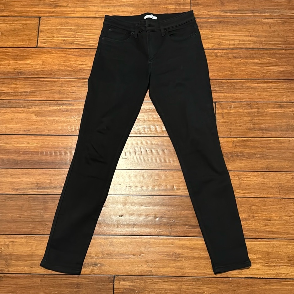 NWOT STS black stretch skinny jeans.